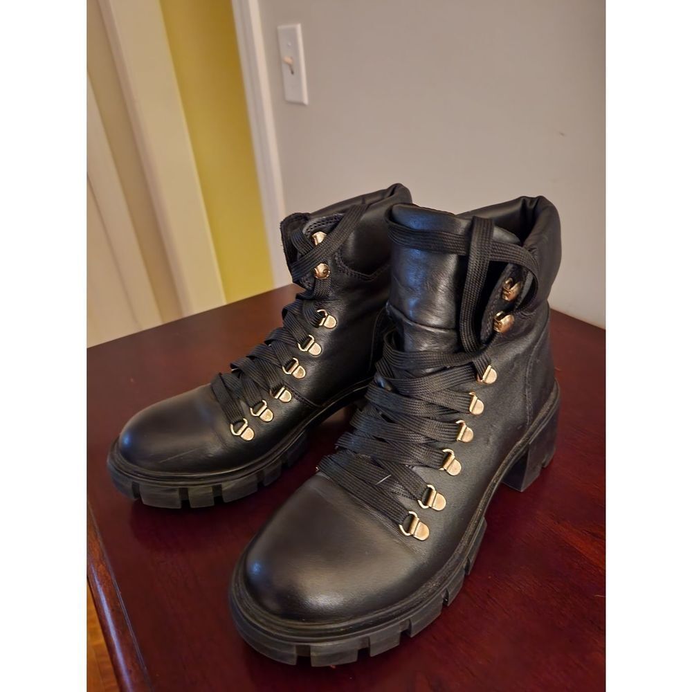 Steve Madden Boot, Combat Style, Black Sz 7.5